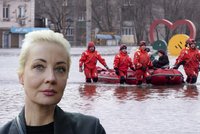 Vdova po Navalném o povodních v Rusku: Úřady je tutlaly a viní občany. Putine, pomoz, demonstrují lidé
