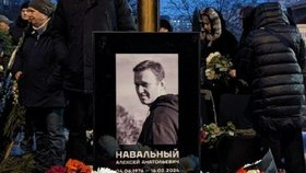 Navalného hrob na Borisovském hřbitově v Moskvě (1. 3. 2024).