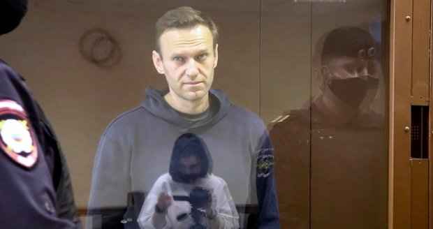 Navalného eskortovali z obávané věznice v Moskvě. Nikdo neví kam, říká advokátka