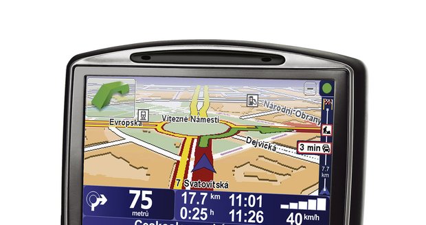 Vítězná navigace v kategorii s cenou od 5 do 8 tisíc: TomTom Go 630 Traffic. Tu koupíte za 7700 Kč.