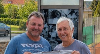 Tenisová legenda Navrátilová v Řevnicích: Dojemný návrat Tenisová legenda Navrátilová v Řevnicích: Dojemný návrat