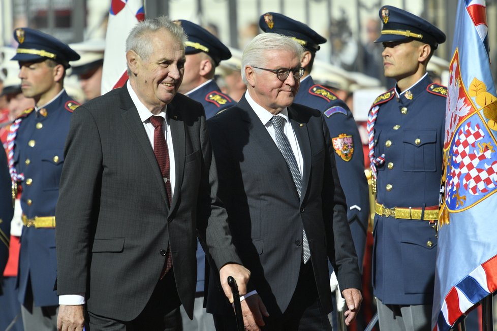 Prezident Miloš Zeman přivítal na Pražském hradě německého prezidenta Franka-Waltera Steinmeiera.