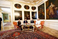 Pavel s první dámou hostí polského prezidenta: Nawrocki přijel s manželkou Martou