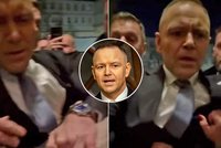 Drama u polského ústavního soudu! Zásah policie a strkanice s prezidentem Nawrockim