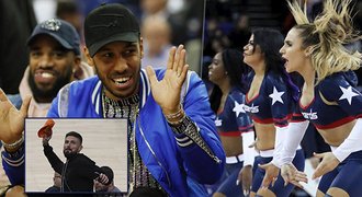 Hvězdy na NBA v Londýně: rapper i modelka, fotbalisté okukovali sexy zadečky!