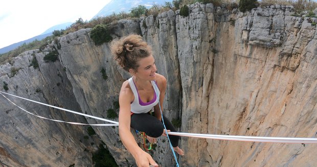 Anna Hanuš Kuchařová, slacklinerka