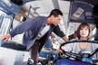 Sandra Bullock a Keeanu Reeves ve filmu Nebezpečná rychlost