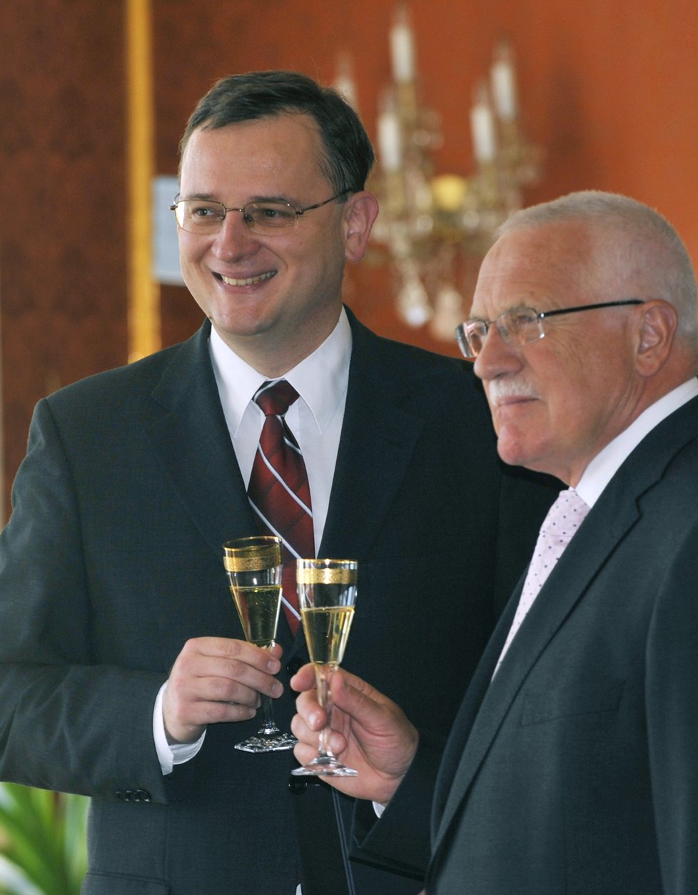 Premiér ČR Petr Nečas (vlevo): 2010-2013