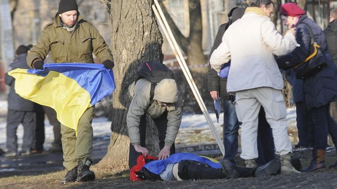 Nedělní výbuch v Charkově má čtyři oběti (foto z neděle 22. února)