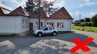 Nedovolené stání na křižovatce Nedovolené stání na křižovatce