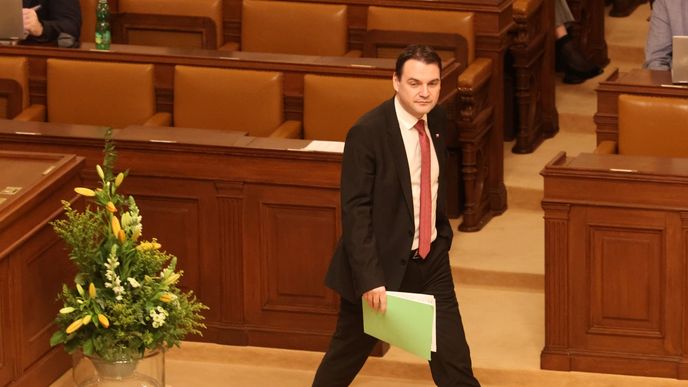 Schůze Sněmovny k vyslovení nedůvěry vládě: Petr Macinka (4. 2. 2026) Schůze Sněmovny k vyslovení nedůvěry vládě: Petr Macinka (4. 2. 2026)