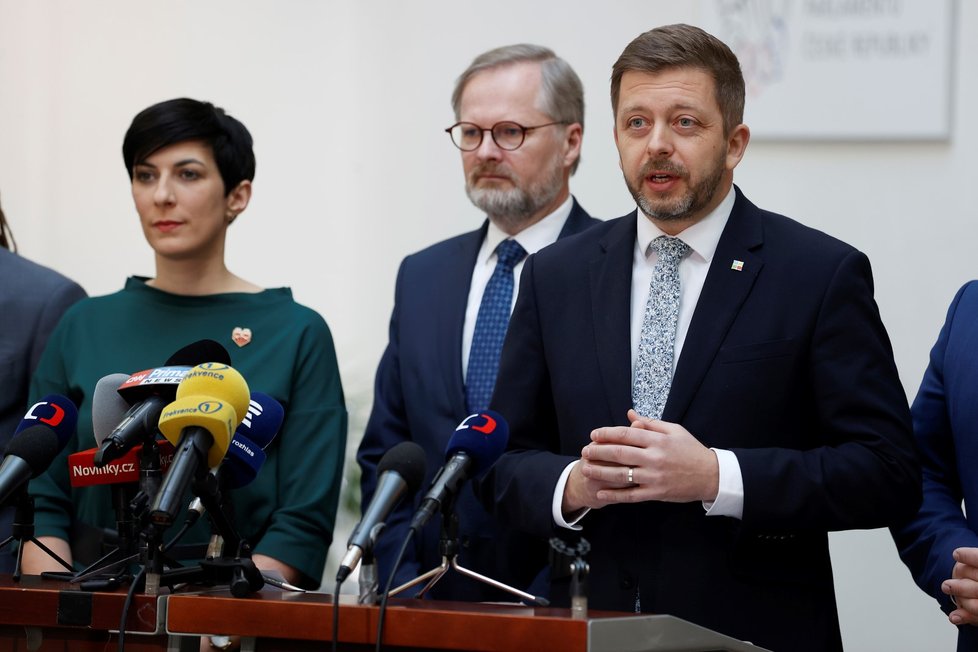 Jednání o nedůvěře vládě: Předsedové stran vládní koalice Markéta Pekarová Adamová (TOP 09), Petr Fiala (ODS) a Vít Rakušan (STAN)(17. 1. 2023)