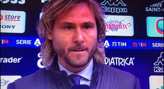 Emoce před kamerou! Nedvěda zasáhl válečný konflikt na Ukrajině: Češi, na co čekáte? Emoce před kamerou! Nedvěda zasáhl válečný konflikt na Ukrajině: Češi, na co čekáte?