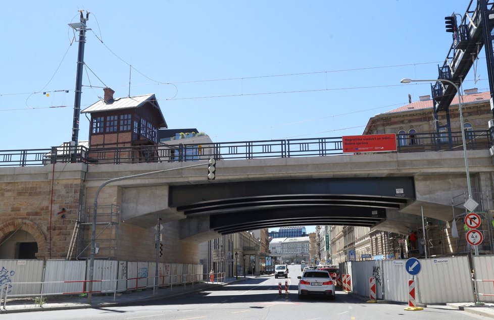 Negrelliho viadukt, 29. května 2020.