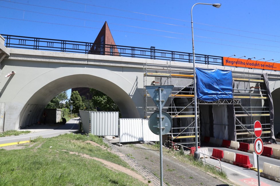 Negrelliho viadukt, 29. května 2020.