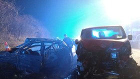Tragická nehoda u Hořic má třetí oběť: Zemřel mladík (†19), policie neví, kdo řídil