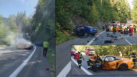 Srážka dvou aut si vyžádala jednu oběť: Řidič Mustangu měl podle svědků závodit s jiným řidičem!