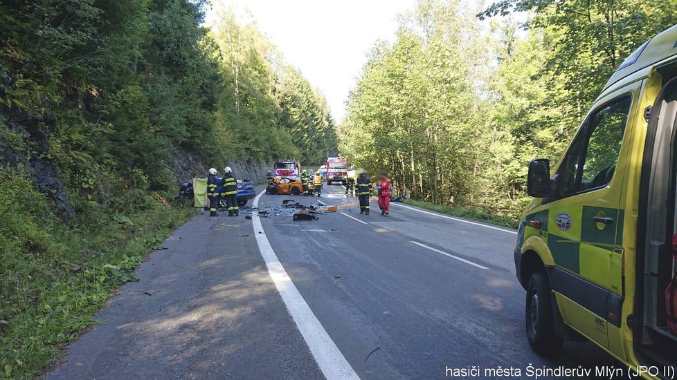 Tragická nehoda u Špindlerova Mlýna.