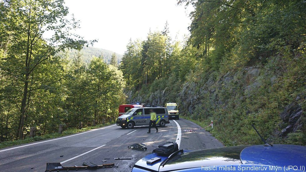 Tragická nehoda u Špindlerova Mlýna.