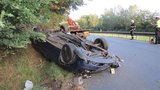 Opilec na Domažlicku obrátil auto na střechu: Nadýchal skoro dvě promile