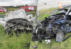 Tragická nehoda dvou BMW u Dolního Dvořiště: Oba řidiči zemřeli po čelní srážce.