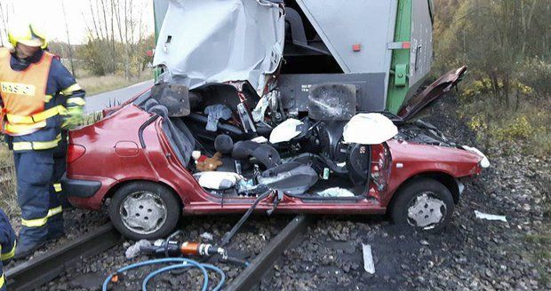 Vážná nehoda u Obrataně: Po střetu s autem na přejezdu vykolejil vlak (ilustrační foto).