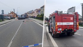 V Bučovicích na Vyškovsku se srazil autobus s osobním vozem, zemřel jeden člověk. (2.5.2023)