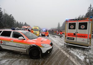 Při nehodách zemřelo loni víc lidí než v roce 2014. (ilustrační foto)