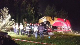 Ukrajinský autobus havaroval v Polsku: 3 mrtví a 18 zraněných