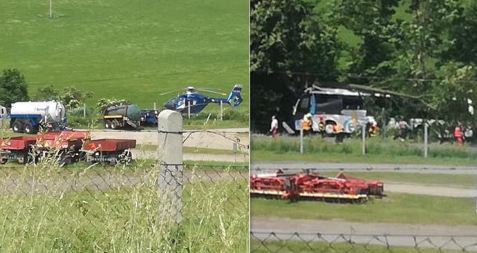 U nehody autobusu zasahoval i vrtulník.