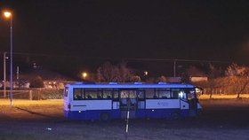 Nehoda autobusu a osobního automobilu v Pardubicích