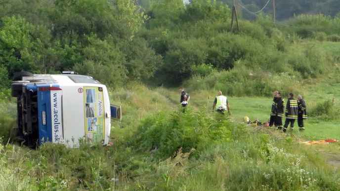 Nehoda autobusu v Srbsku (21. června 2016)