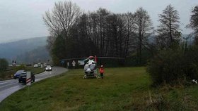Při nehodě u Boskovic zemřela spolujezdkyně. Dva lidé jsou zranění.