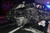 Tragická nehoda na Plzeňsku: Dva mrtví řidiči, vážně zraněná spolujezdkyně