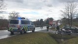 Vánoční bouračka na Plzeňsku: Zraněný motorkář skončil v nemocnici