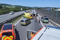 Osm aut v sobě na D1 u Brna: Čtyři zraněné děti a jedna žena!