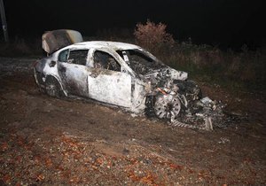 Opilec (43) krátce poté, co přejel chodce (52), své auto zapálil.