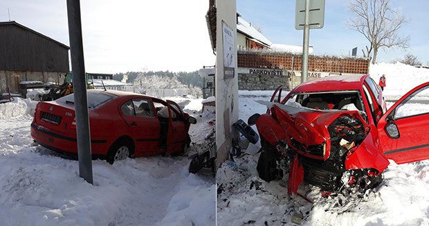 Řidič na Českokrumlovsku naboural do rodinného domu: S vážnými zraněními jej transportoval vrtulník