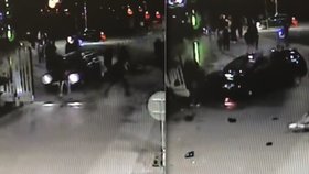 Auto v Mladé Boleslavi srazilo chodce.