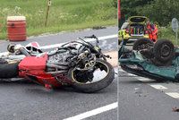 Hrozivá nehoda u Plzně: Řidička smetla motorkáře. Oba jsou mrtví