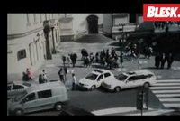 Kuriózní nehoda v centru Prahy pobaví i naštve!