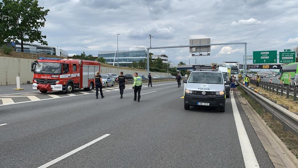 Nehoda na nultém kilometru dálnice D1, 5. srpna 2019.