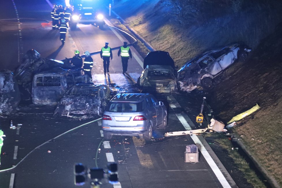 Hromadná nehoda na dálnici D1