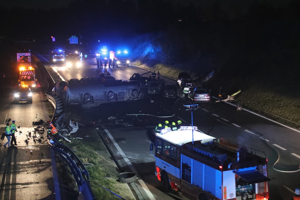 Hromadná nehoda na dálnici D1