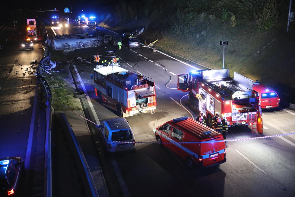 Hromadná nehoda na dálnici D1