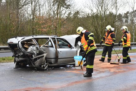 Vybržďovač z D10 se chlubil kmotrovskou značkou: Není to agresor, říkají známí o řidiči, kterému za smrt dítěte hrozí 15 let