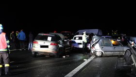 Hromadná nehoda na dálnici D10