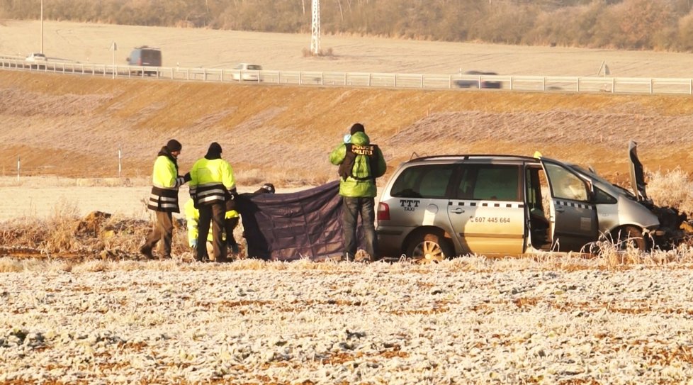 Při nehodě na Domažlicku zemřel taxikář (†61).