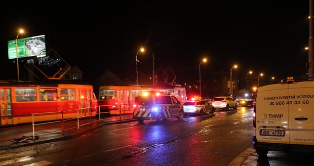 Dopravní nehoda v Hostivařské ulici (15. březen 2023)