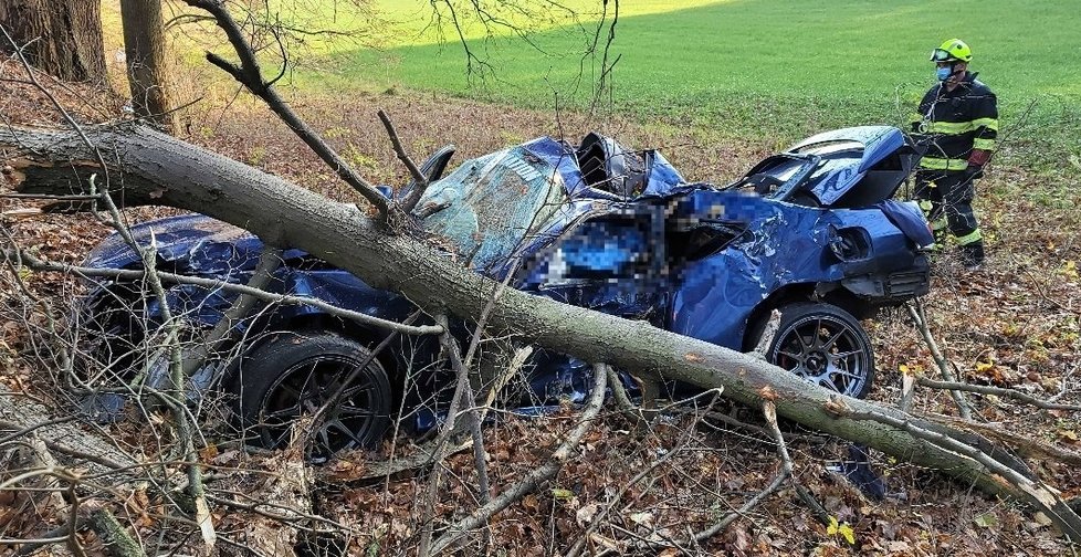 Při tragické nehodě u Přelovic zemřel známý závodník Ondřej přezdívaný Mercury (†21).